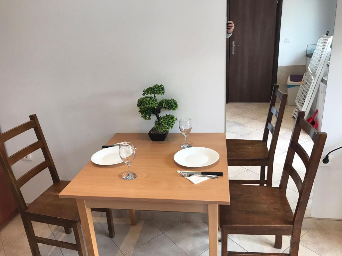 Zana Apartments Stari Grad  Εξωτερικό φωτογραφία