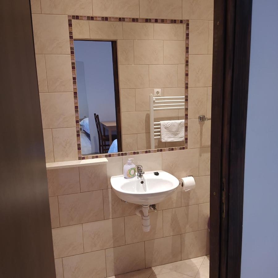 Zana Apartments Stari Grad  Εξωτερικό φωτογραφία