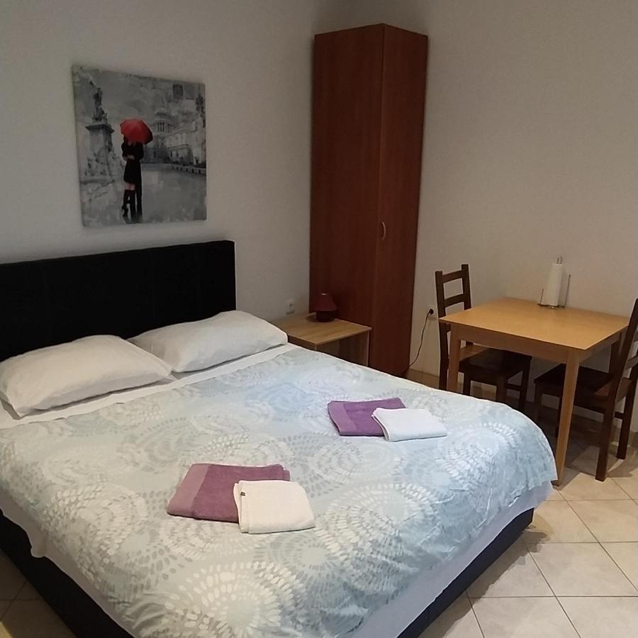 Zana Apartments Stari Grad  Εξωτερικό φωτογραφία