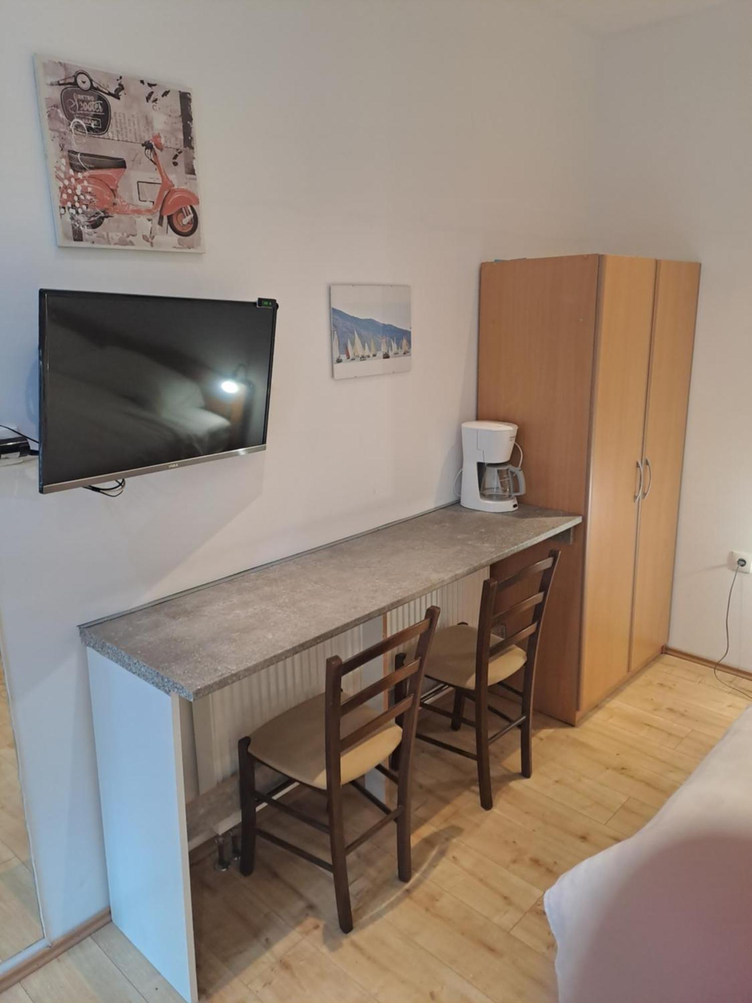 Zana Apartments Stari Grad  Εξωτερικό φωτογραφία